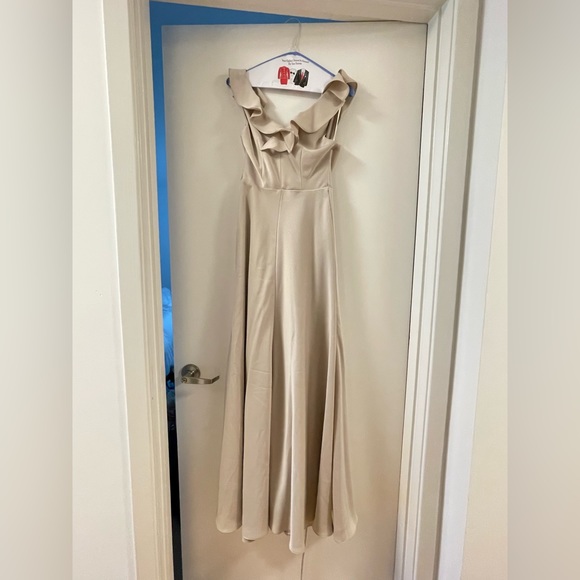 Beautiful Champagne Satin Dress - BHLDN Tansy Satin Charmeuse Maxi Dress, Size 0 - Picture 3 of 6